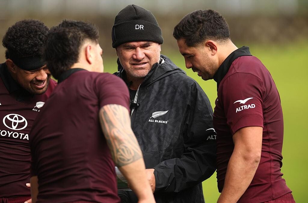 Los All Blacks cambian su forma de jugar: la apuesta de Dave Rennie antes del gran desafío ante Sudáfrica